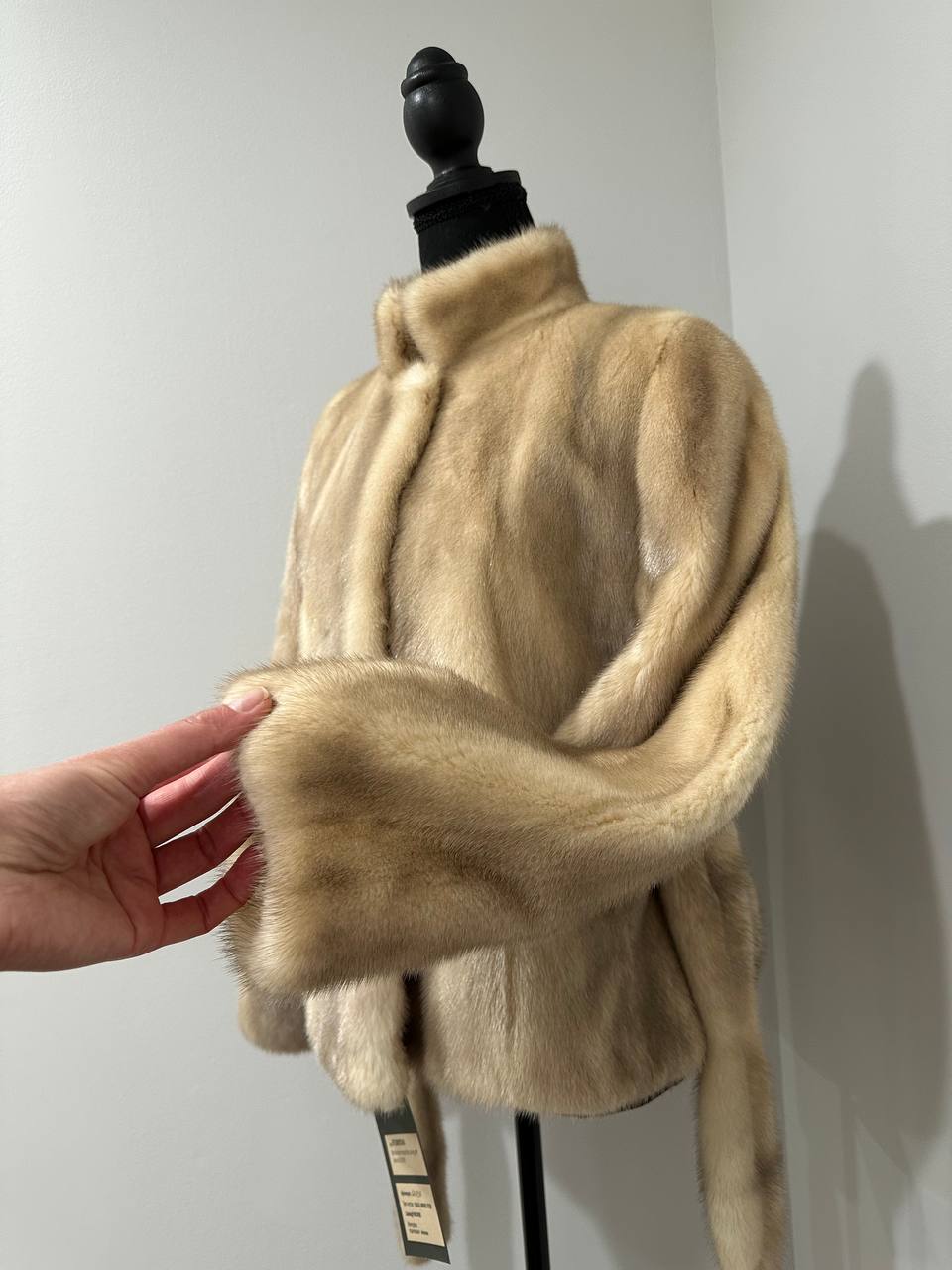 NEW Beige Pastel Mink Fur Jacket – Short Coat Size S 1201136 belted Elegant Warm