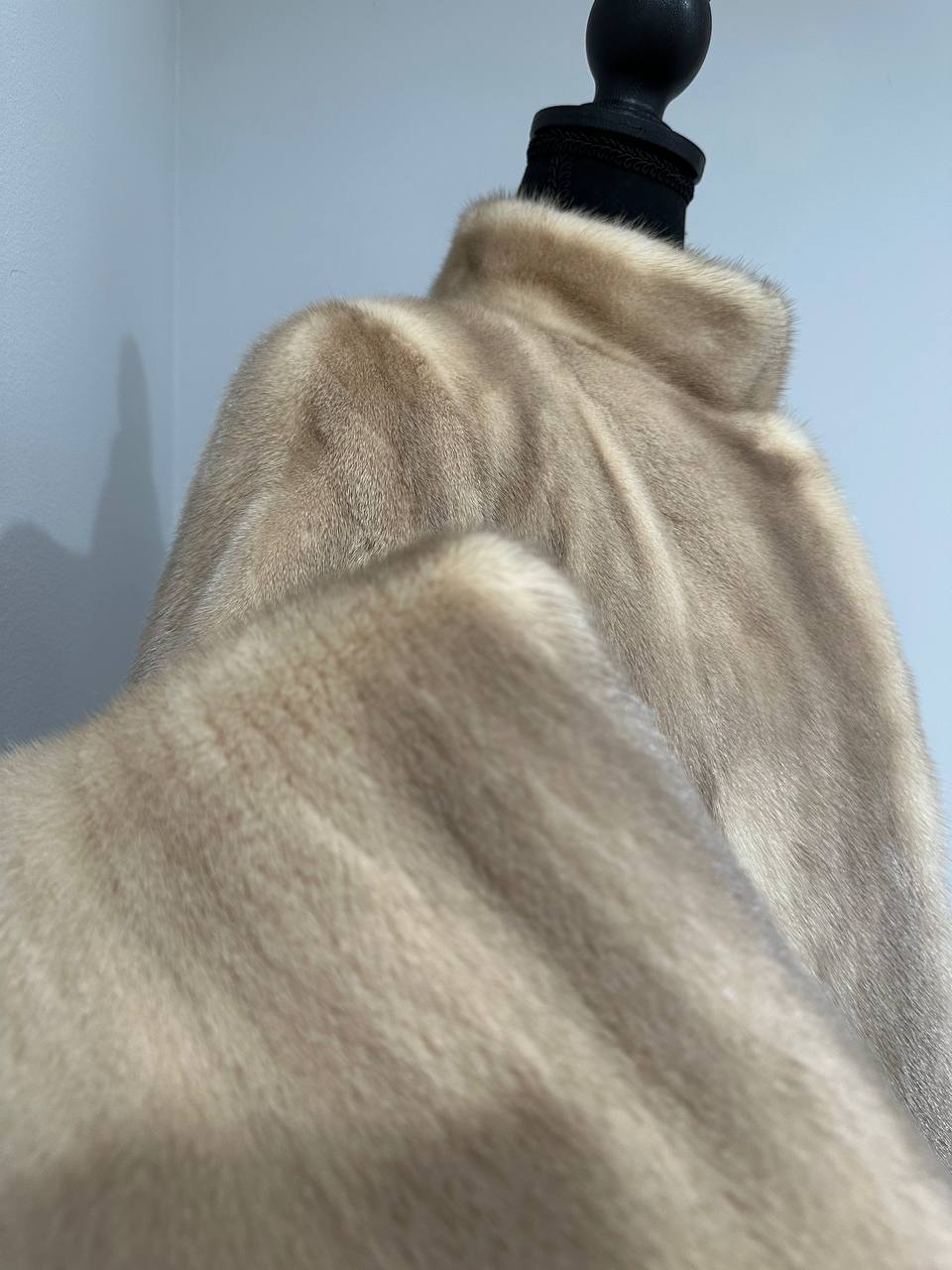NEW Beige Pastel Mink Fur Jacket – Short Coat Size S 1201136 belted Elegant Warm