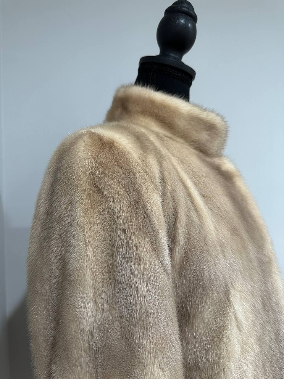 NEW Beige Pastel Mink Fur Jacket – Short Coat Size S 1201136 belted Elegant Warm
