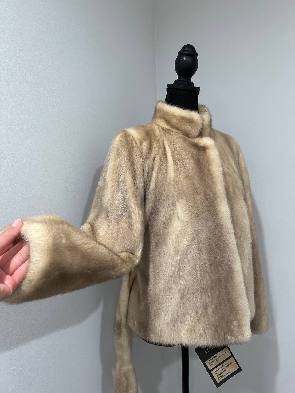 NEW Beige Pastel Mink Fur Jacket – Short Coat Size S 1201136 belted Elegant Warm