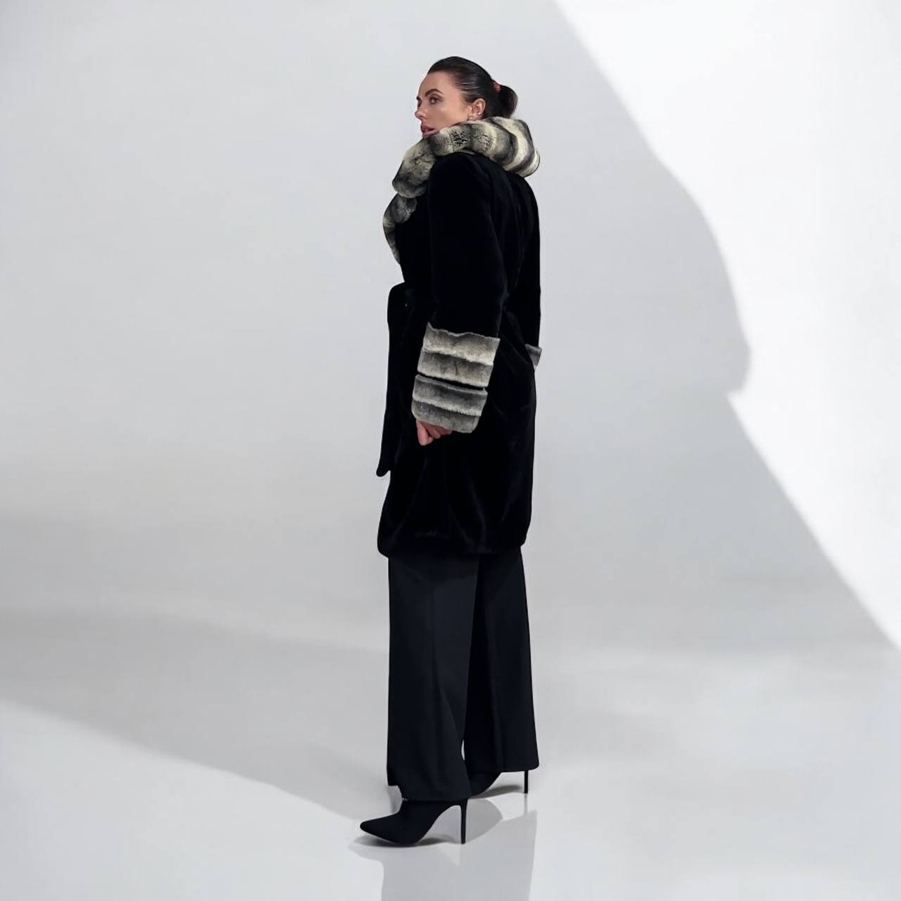 NEW Rex Rabbit Fur Collar Jacket – 1201137 Chinchilla REX size M with Golden Gradient