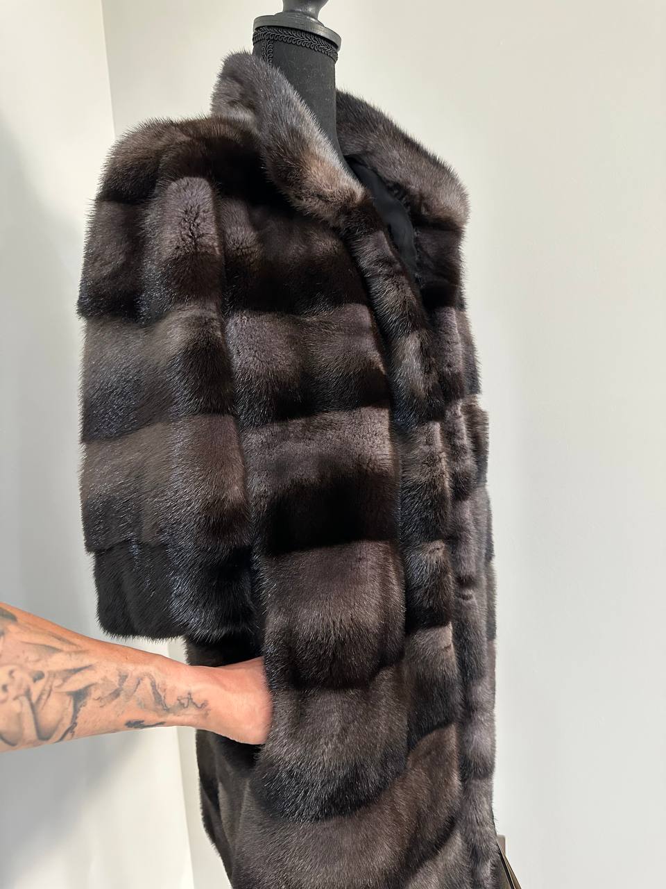 Noir Amethyst Real Genuine Mink Fur Coat with Violet-Black Striped shize L 1201125