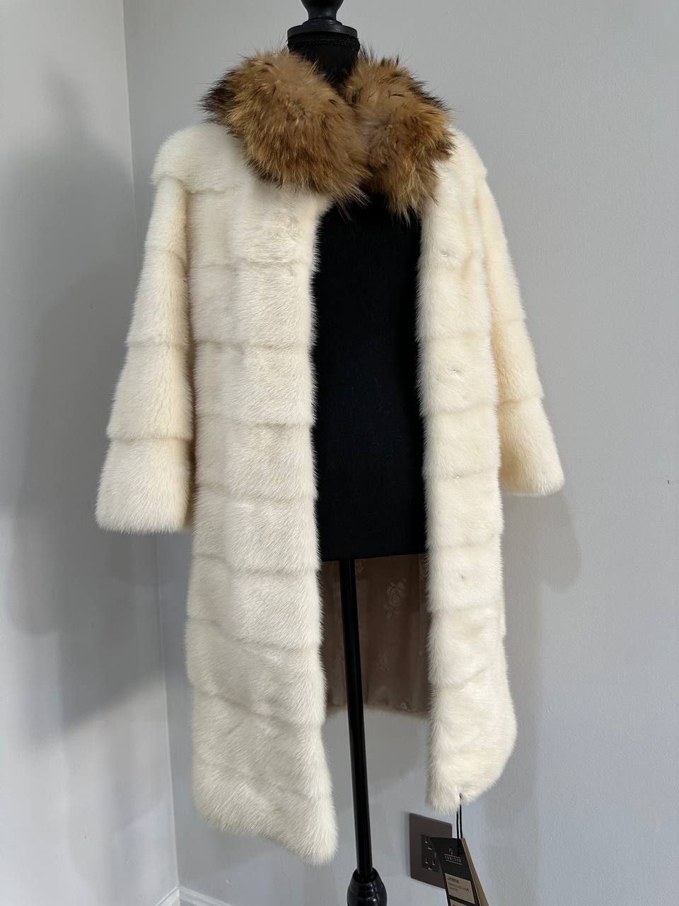 New Mink coat JACKET size XS REAL WHITE FULL SKIN lynx collar 1201005 HORIZONTAL