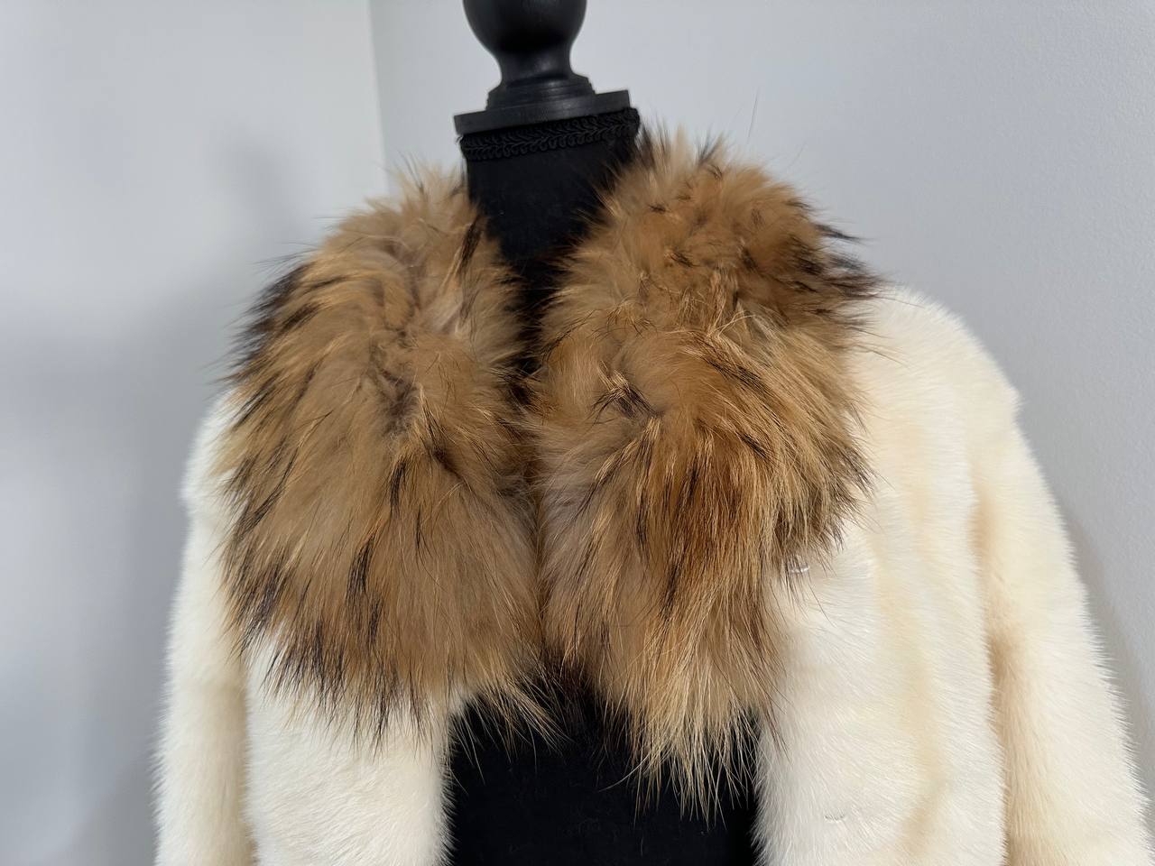 New Mink coat JACKET size XS REAL WHITE FULL SKIN lynx collar 1201005 HORIZONTAL