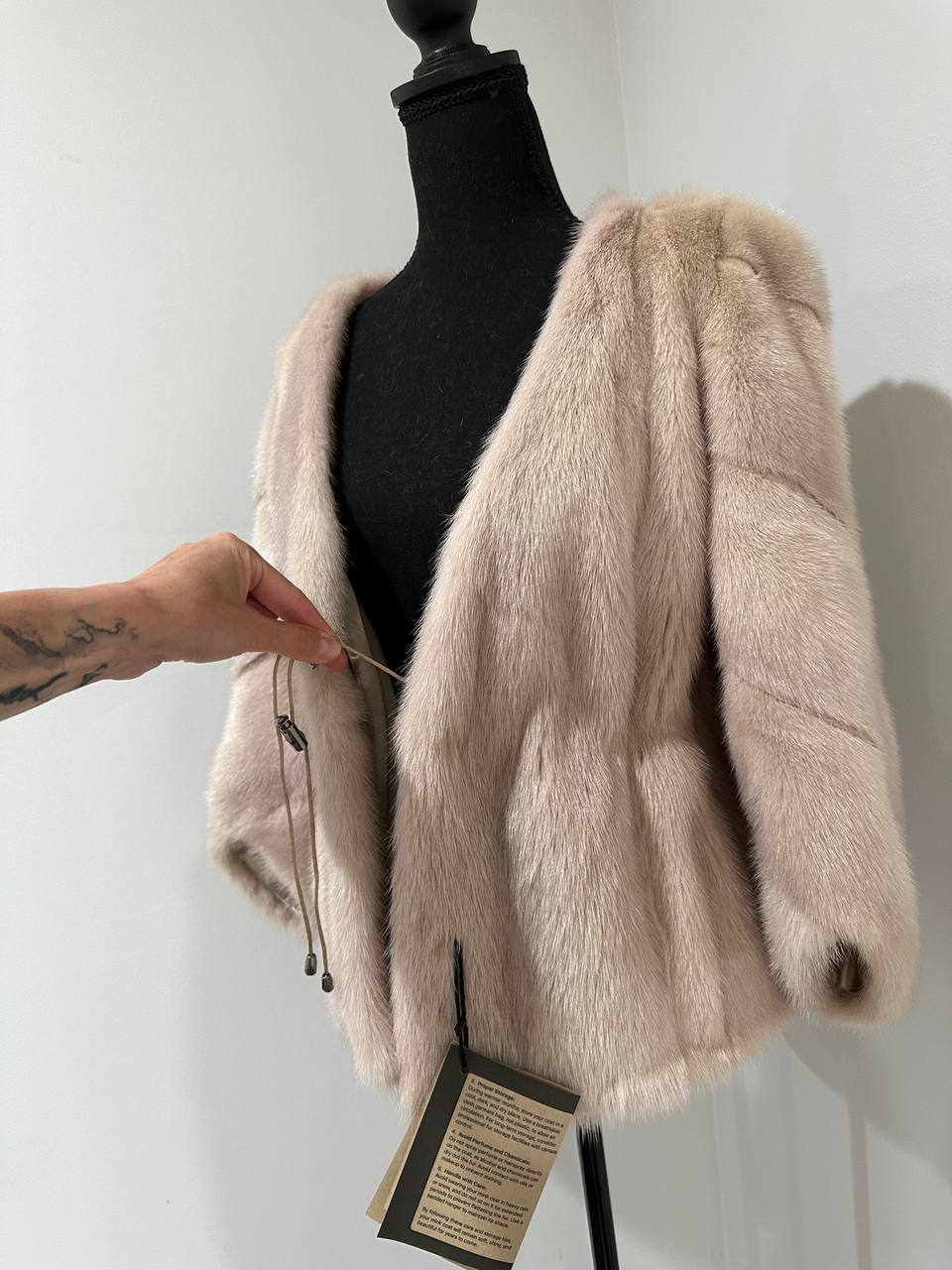 NEW REAL MINK FUR SHORT coat JACKET size M FULL SKIN 1201130 powdery PINK TINT