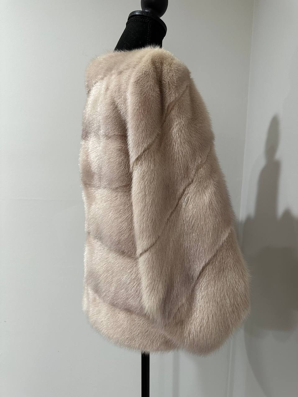 NEW REAL MINK FUR SHORT coat JACKET size M FULL SKIN 1201130 powdery PINK TINT