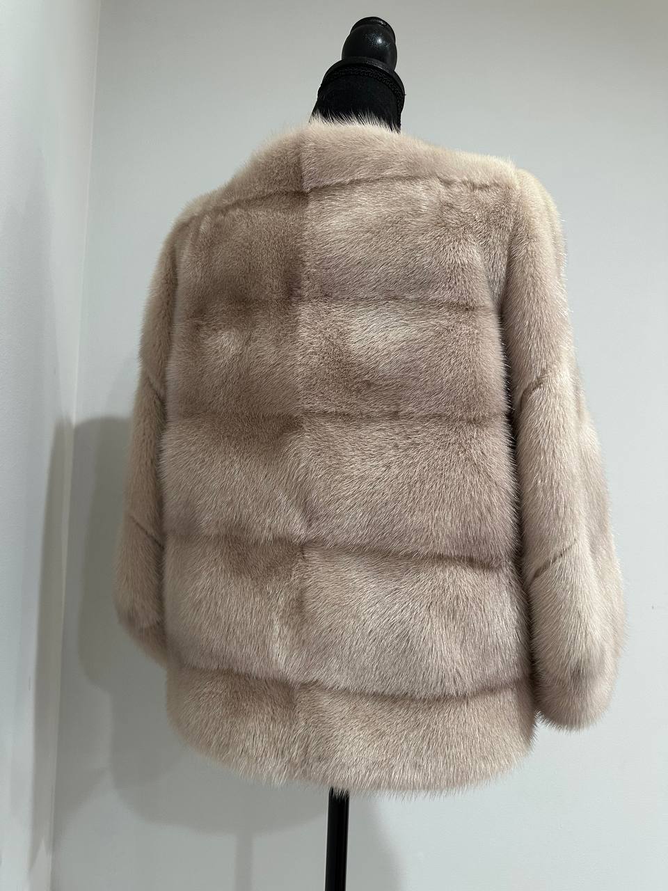 NEW REAL MINK FUR SHORT coat JACKET size M FULL SKIN 1201130 powdery PINK TINT
