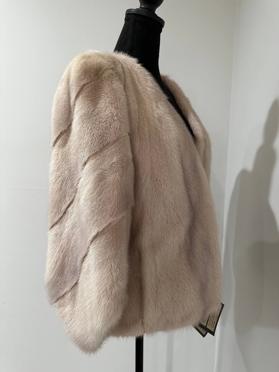 NEW REAL MINK FUR SHORT coat JACKET size M FULL SKIN 1201130 powdery PINK TINT