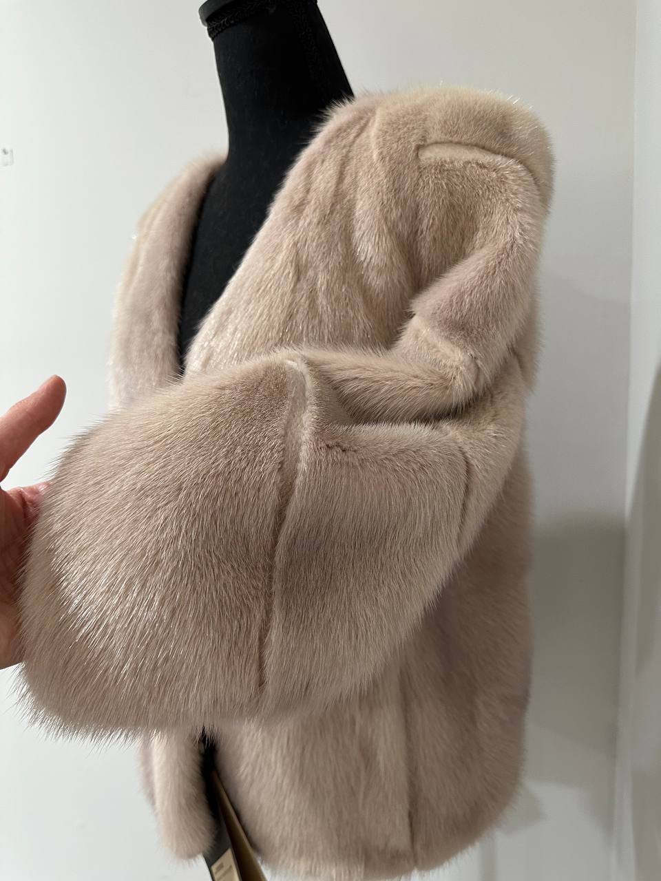 NEW REAL MINK FUR SHORT coat JACKET size M FULL SKIN 1201130 powdery PINK TINT