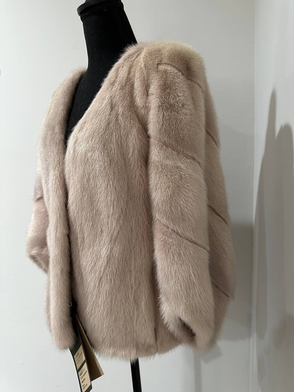 NEW REAL MINK FUR SHORT coat JACKET size M FULL SKIN 1201130 powdery PINK TINT