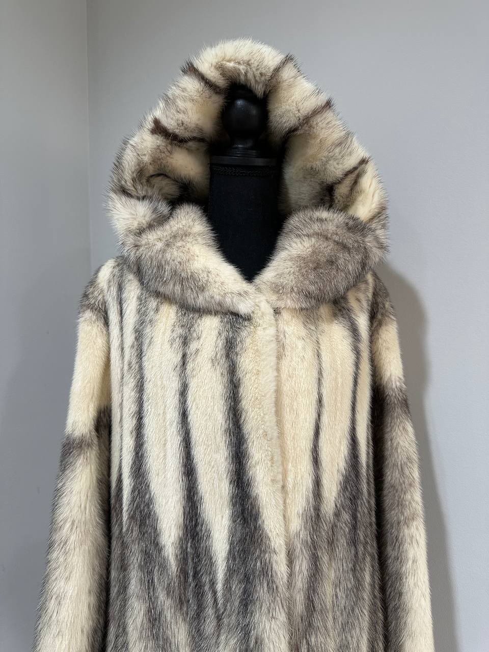 REAL CROSS MINK FUR women coat size L NEW 1201097 GENUINE FURS A STYLE HOODED