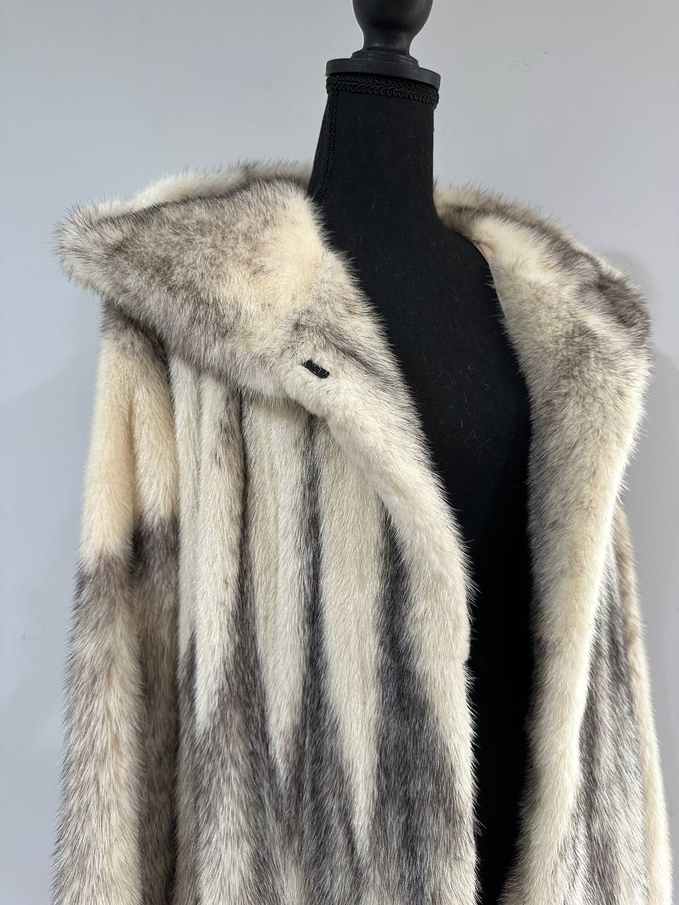 REAL CROSS MINK FUR women coat size L NEW 1201097 GENUINE FURS A STYLE HOODED