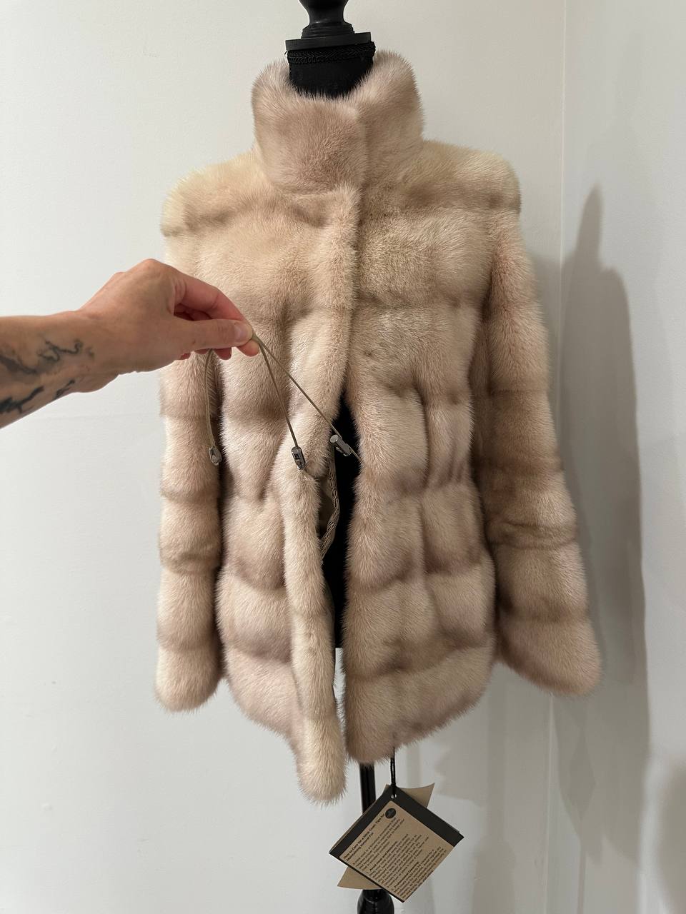 Stunning Pearl Beige Real Mink Fur Jacket – FURSTAR Exclusive Size S 1201143