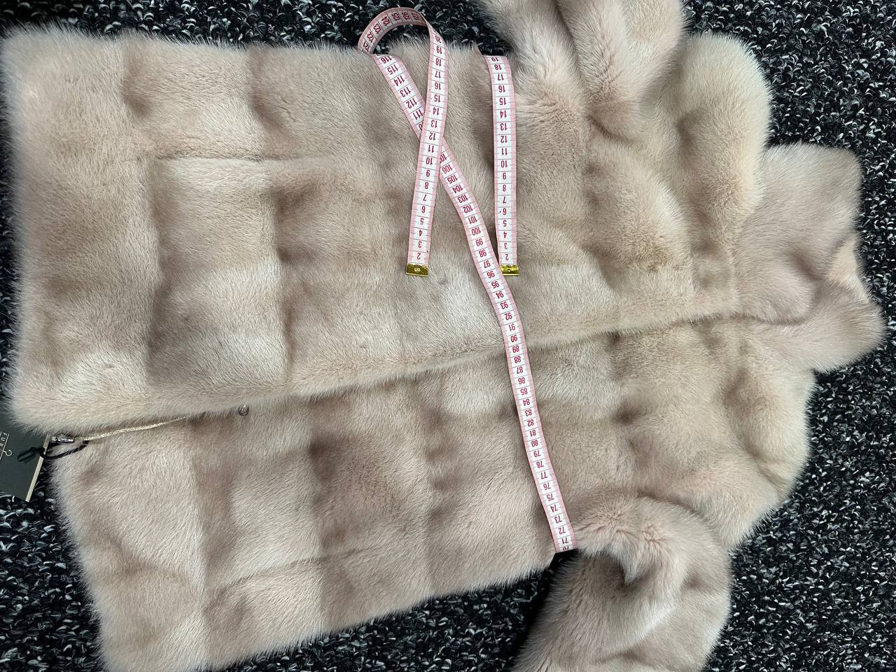 Stunning Pearl Beige Real Mink Fur Jacket – FURSTAR Exclusive Size S 1201143
