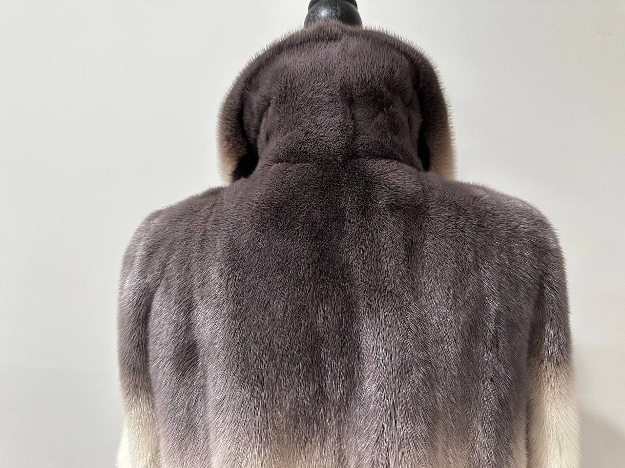 Luxury Natural Mink Fur Coat Gradient 1201142 M Shades Snow Cream Smoky Charcoal