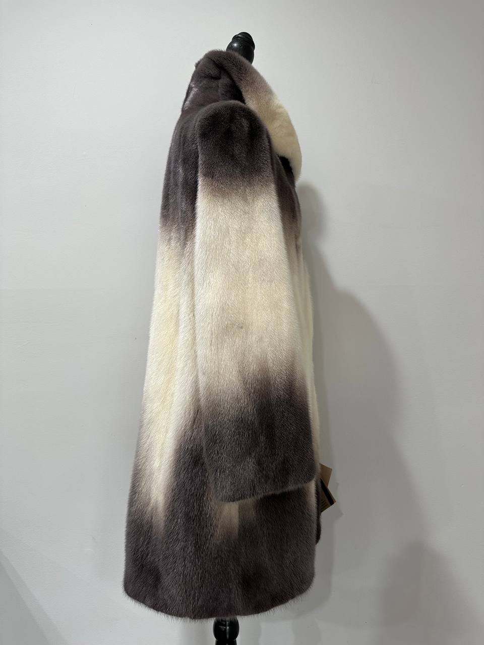 Luxury Natural Mink Fur Coat Gradient 1201142 M Shades Snow Cream Smoky Charcoal
