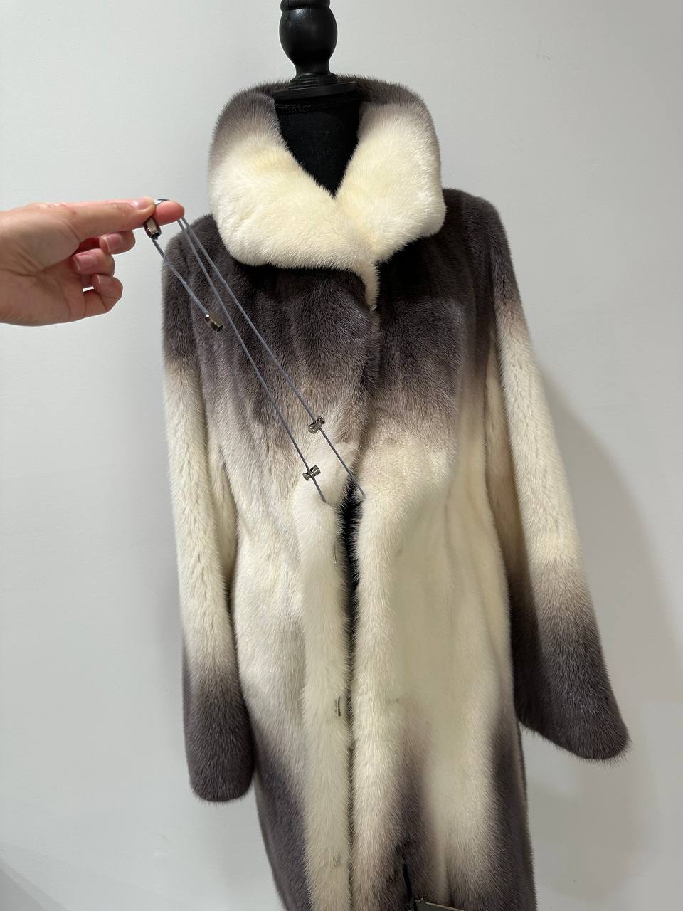 Luxury Natural Mink Fur Coat Gradient 1201142 M Shades Snow Cream Smoky Charcoal