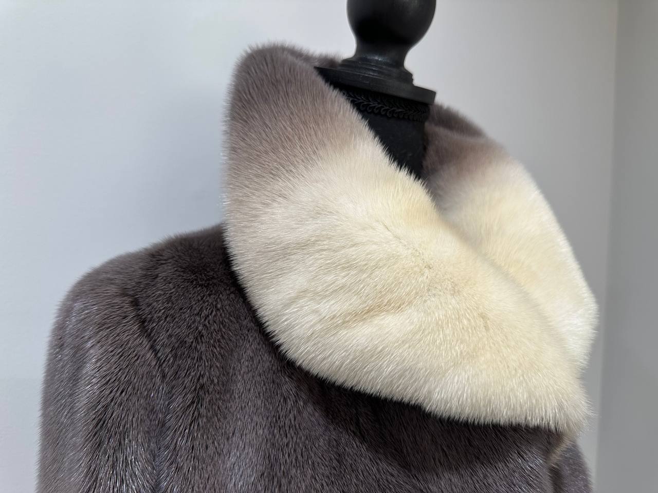 Luxury Natural Mink Fur Coat Gradient 1201142 M Shades Snow Cream Smoky Charcoal