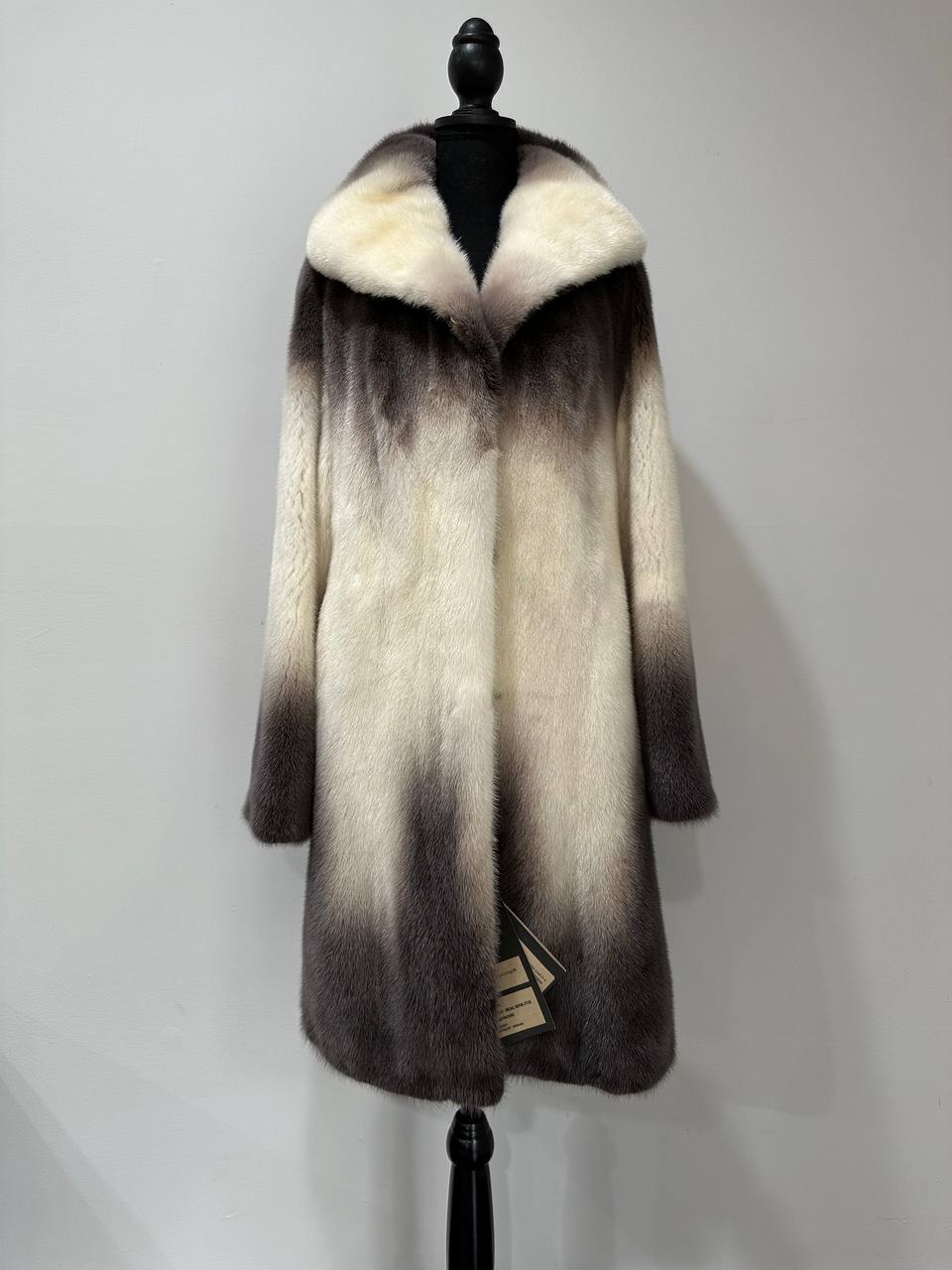 Luxury Natural Mink Fur Coat Gradient 1201142 M Shades Snow Cream Smoky Charcoal