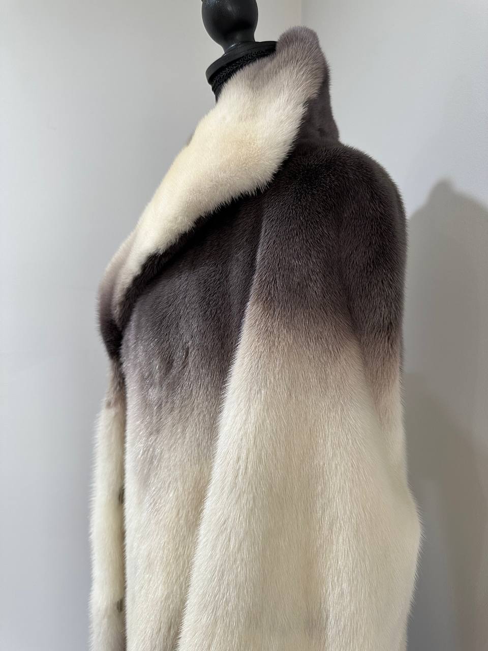 Luxury Natural Mink Fur Coat Gradient 1201142 M Shades Snow Cream Smoky Charcoal