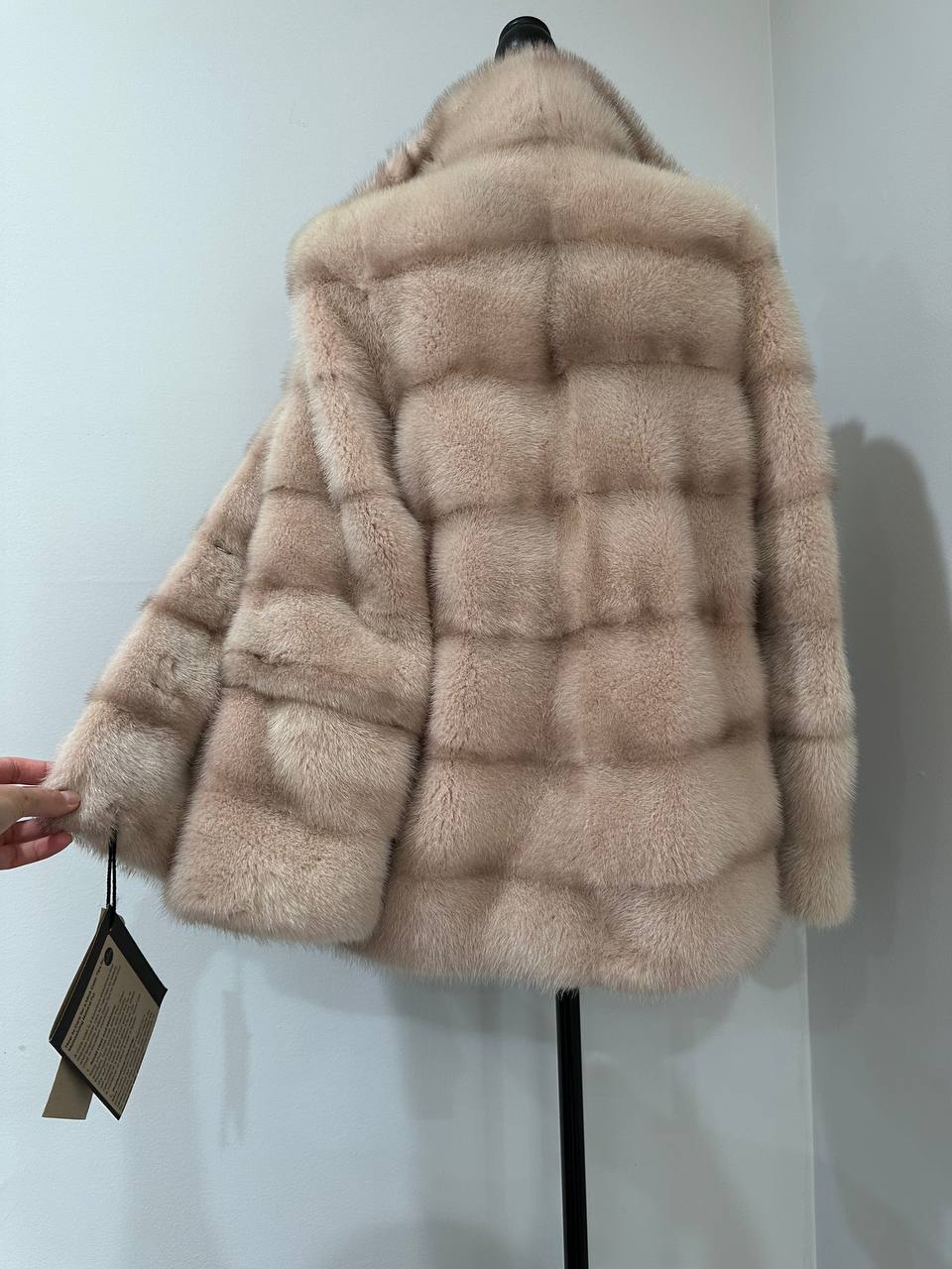 Stunning Pearl Beige Real Mink Fur Jacket – FURSTAR Exclusive Size S 1201143