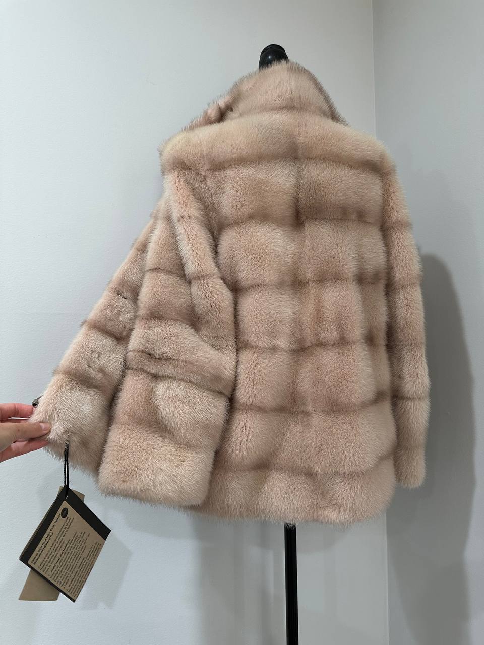 Stunning Pearl Beige Real Mink Fur Jacket – FURSTAR Exclusive Size S 1201143