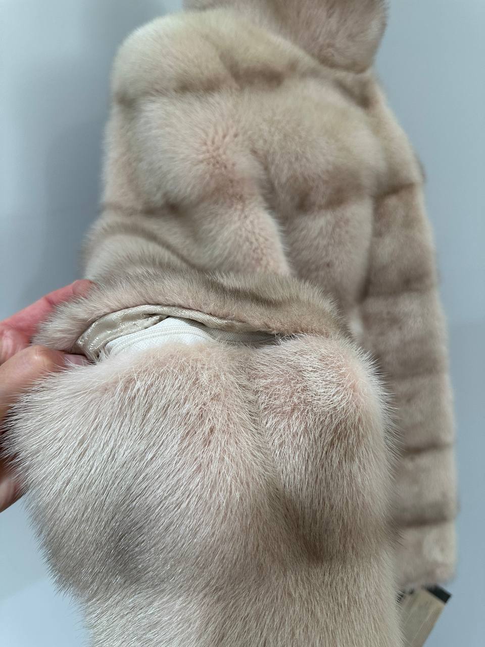 Stunning Pearl Beige Real Mink Fur Jacket – FURSTAR Exclusive Size S 1201143