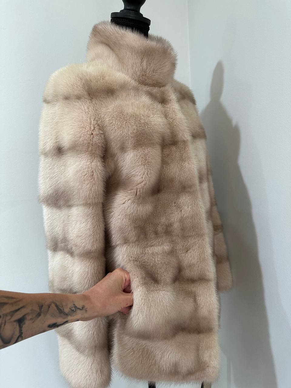 Stunning Pearl Beige Real Mink Fur Jacket – FURSTAR Exclusive Size S 1201143