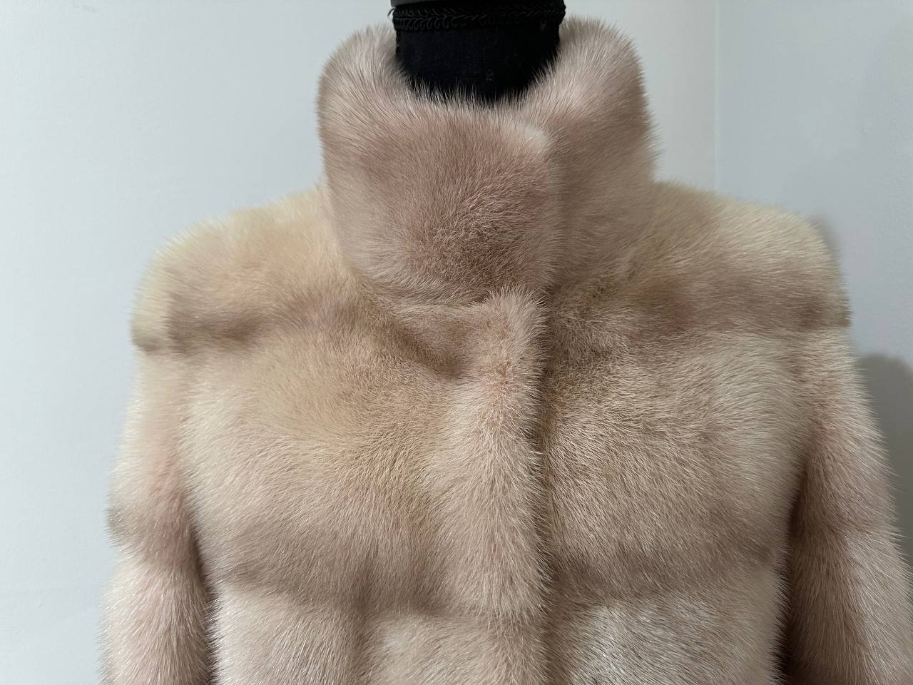 Stunning Pearl Beige Real Mink Fur Jacket – FURSTAR Exclusive Size S 1201143