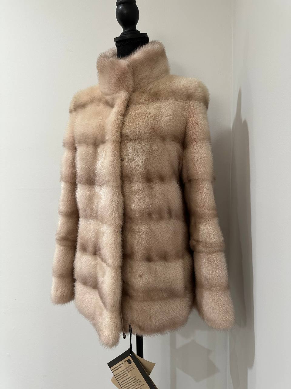 Stunning Pearl Beige Real Mink Fur Jacket – FURSTAR Exclusive Size S 1201143