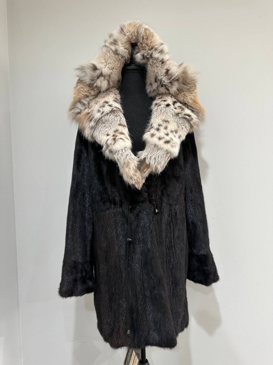 NEW Natural Real Dark Brown Black Mink M size Coat Natural Lynx Hooded 1201140