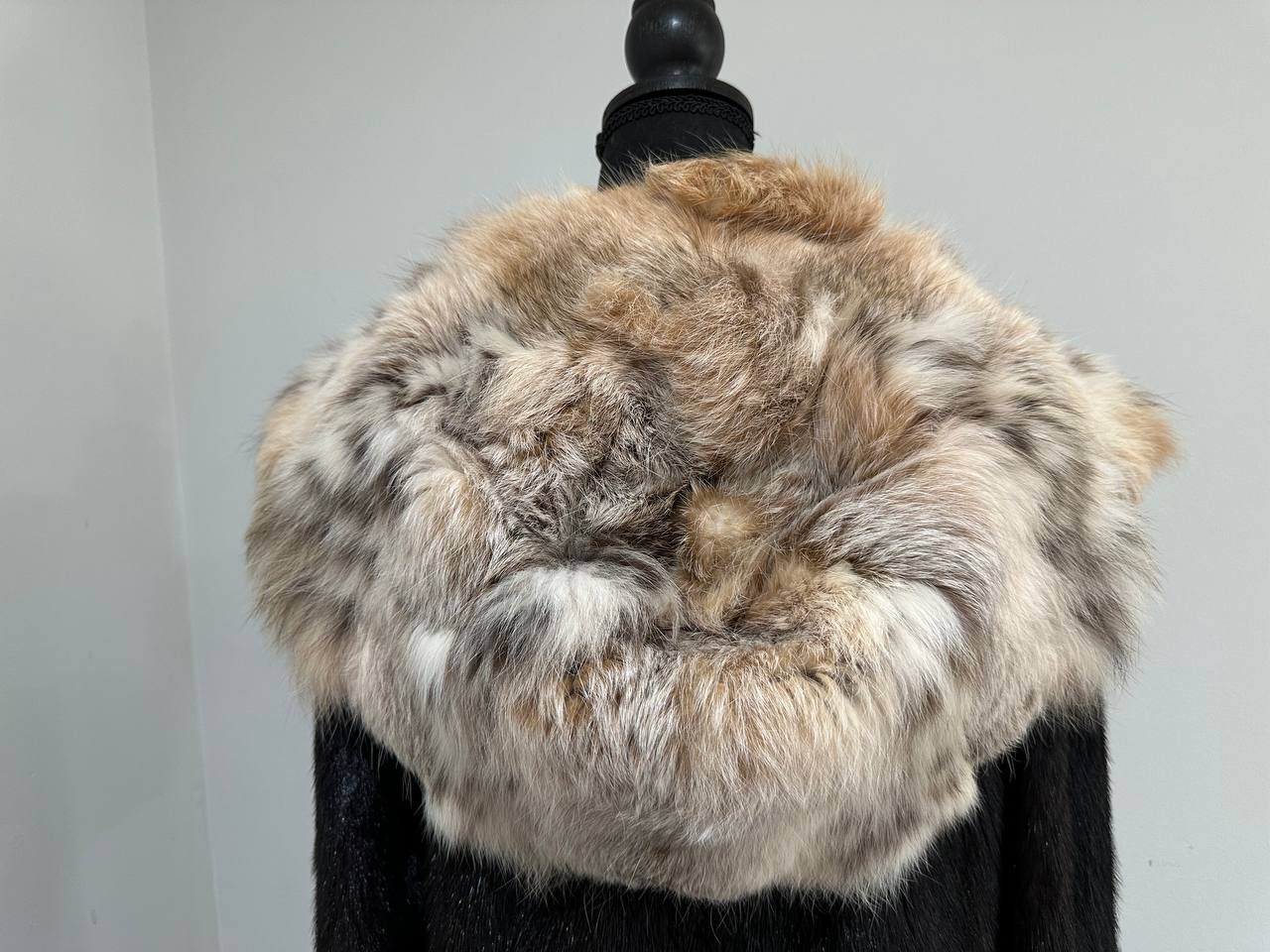 NEW Natural Real Dark Brown Black Mink M size Coat Natural Lynx Hooded 1201140
