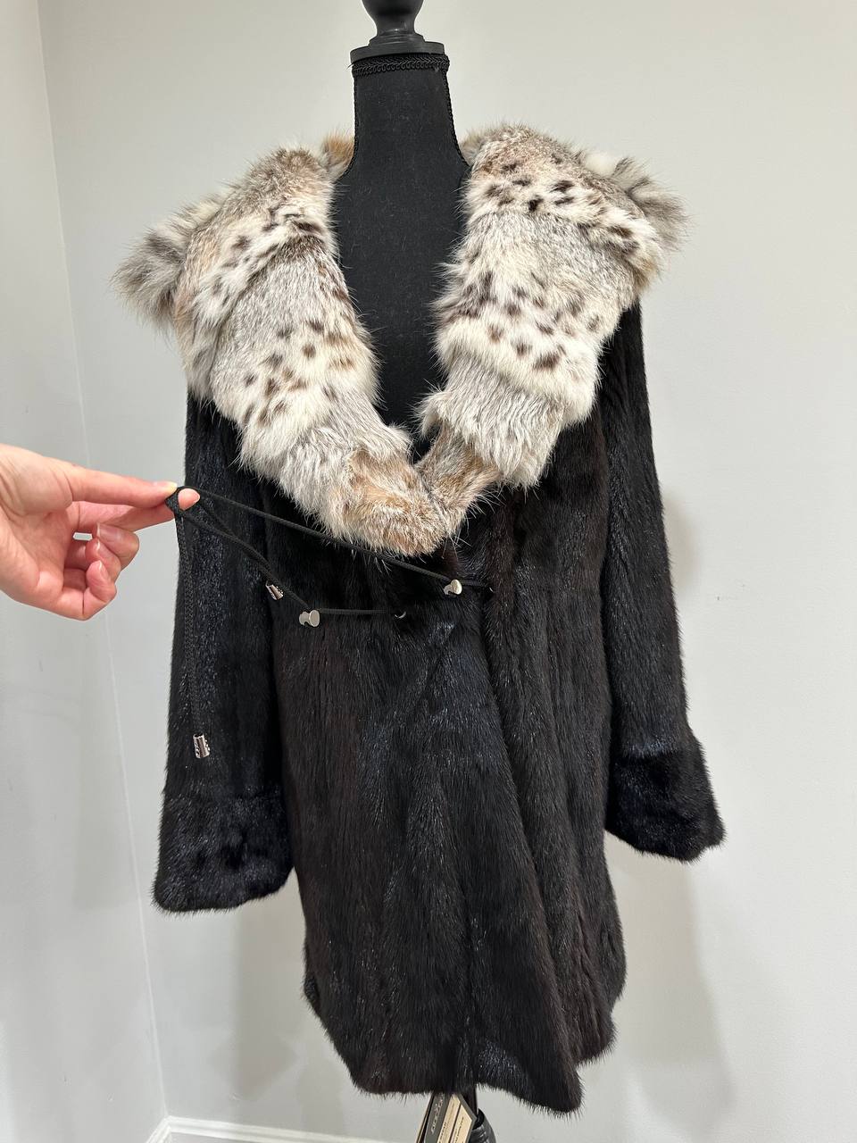 NEW Natural Real Dark Brown Black Mink M size Coat Natural Lynx Hooded 1201140