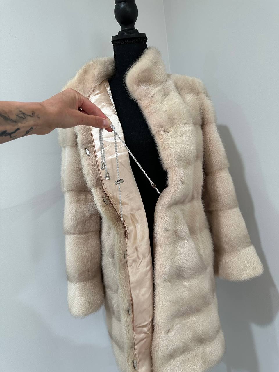 Luxury Natural Real Mink Fur Coat with Detachable Sleeves  size S 1201141 Exclusive
