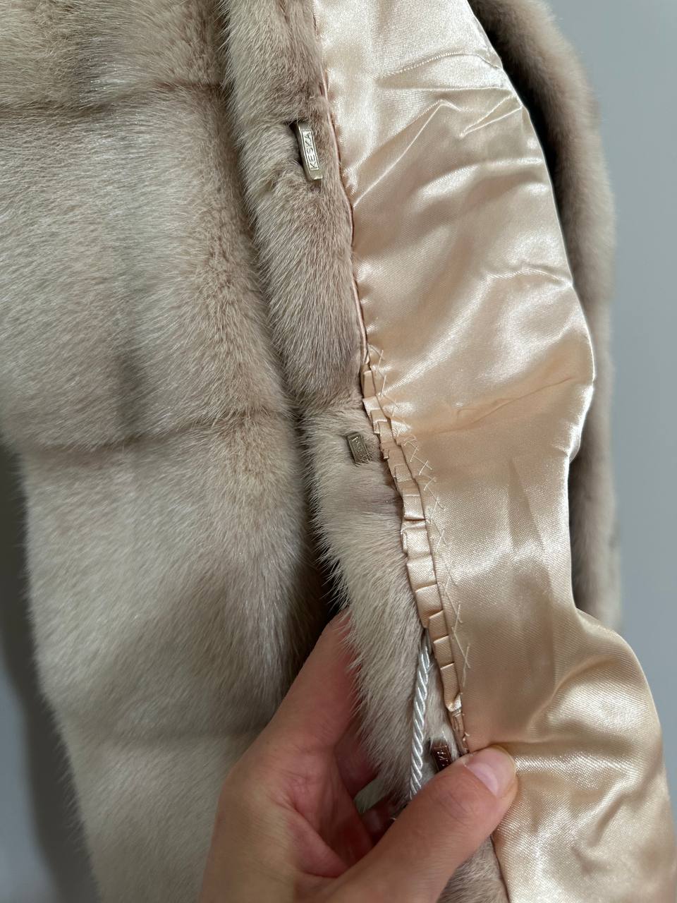 Luxury Natural Real Mink Fur Coat with Detachable Sleeves  size S 1201141 Exclusive