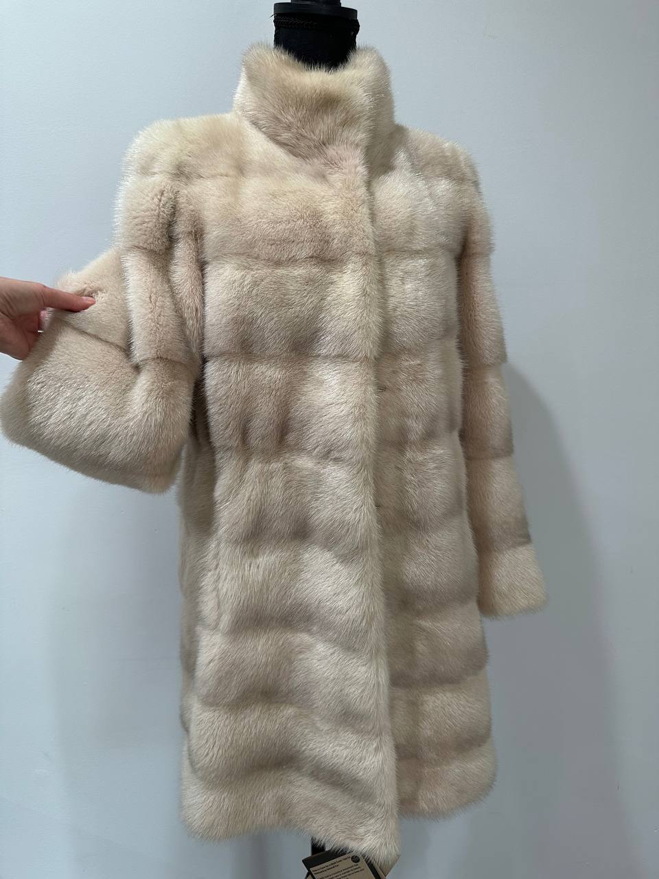 Luxury Natural Real Mink Fur Coat with Detachable Sleeves  size S 1201141 Exclusive