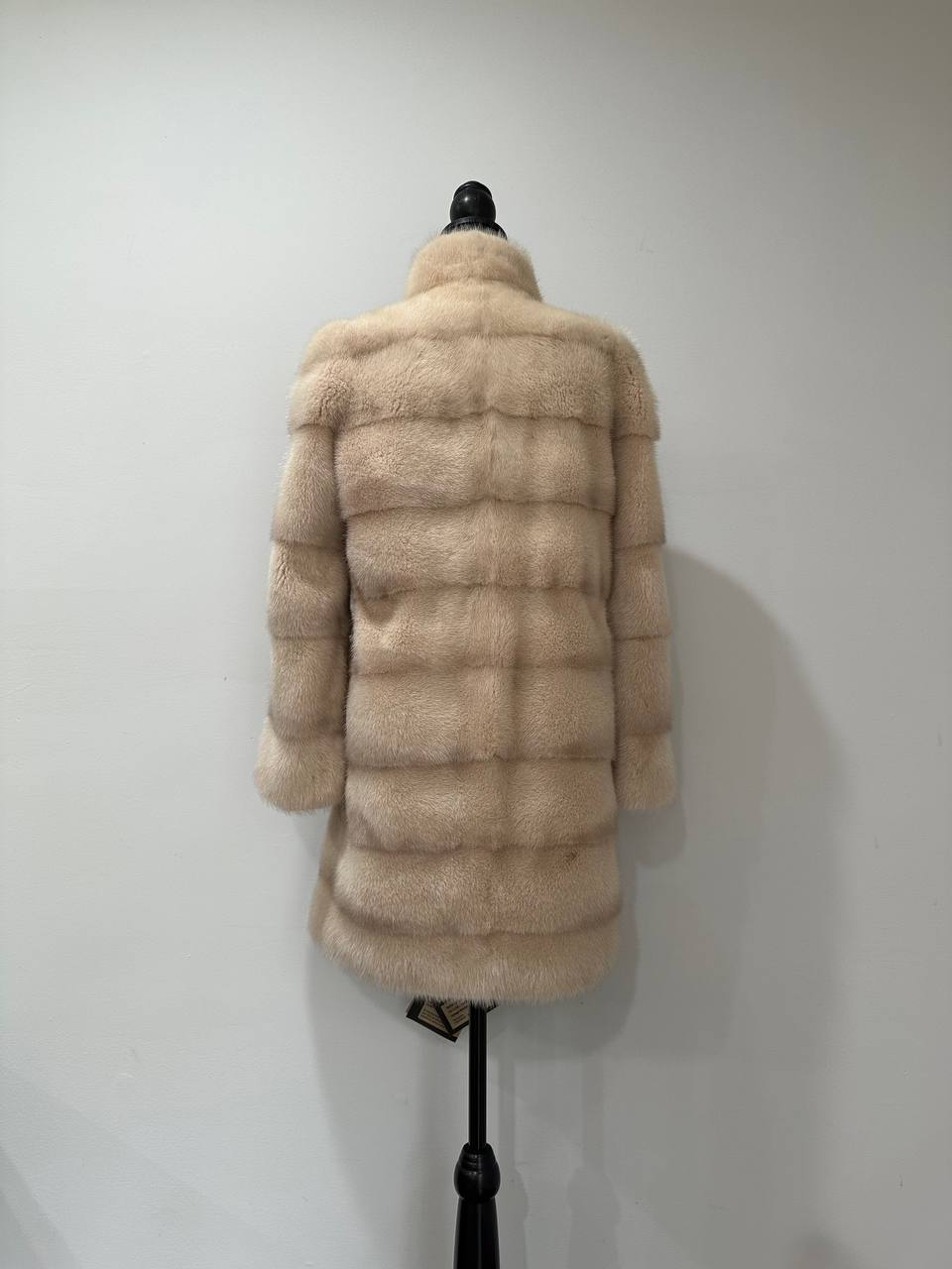 Luxury Natural Real Mink Fur Coat with Detachable Sleeves  size S 1201141 Exclusive