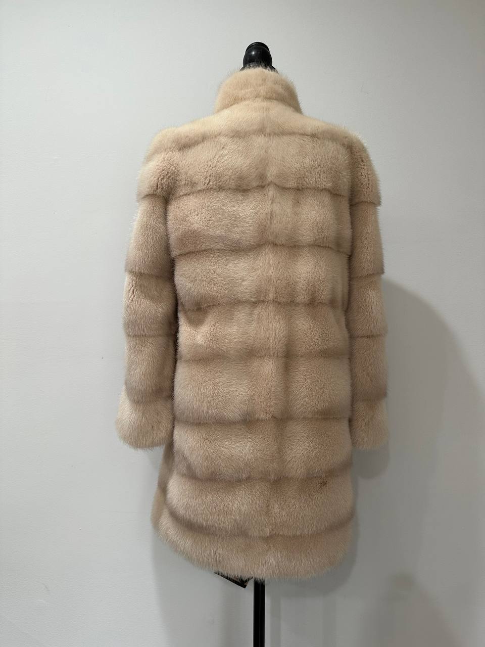 Luxury Natural Real Mink Fur Coat with Detachable Sleeves  size S 1201141 Exclusive