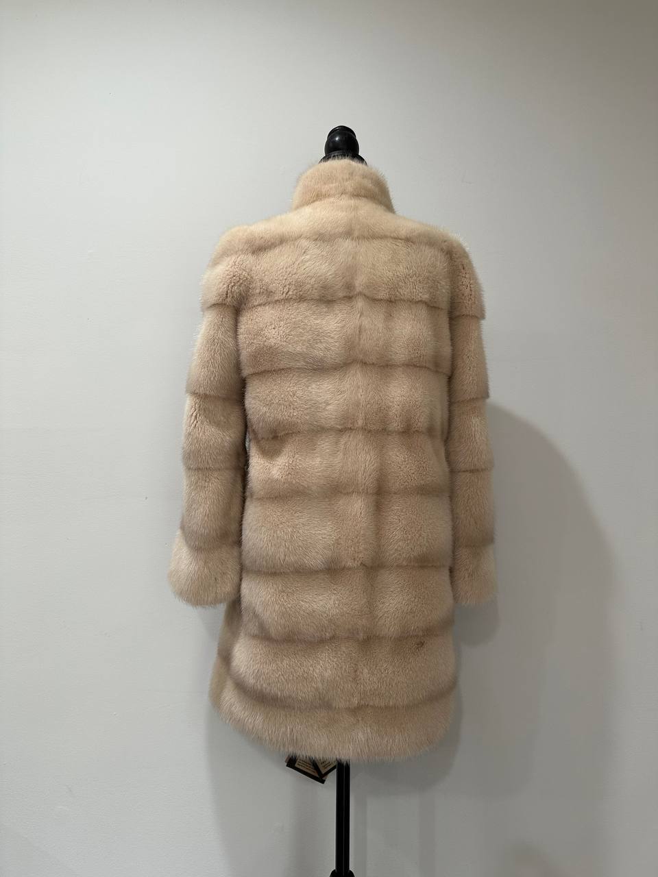 Luxury Natural Real Mink Fur Coat with Detachable Sleeves  size S 1201141 Exclusive