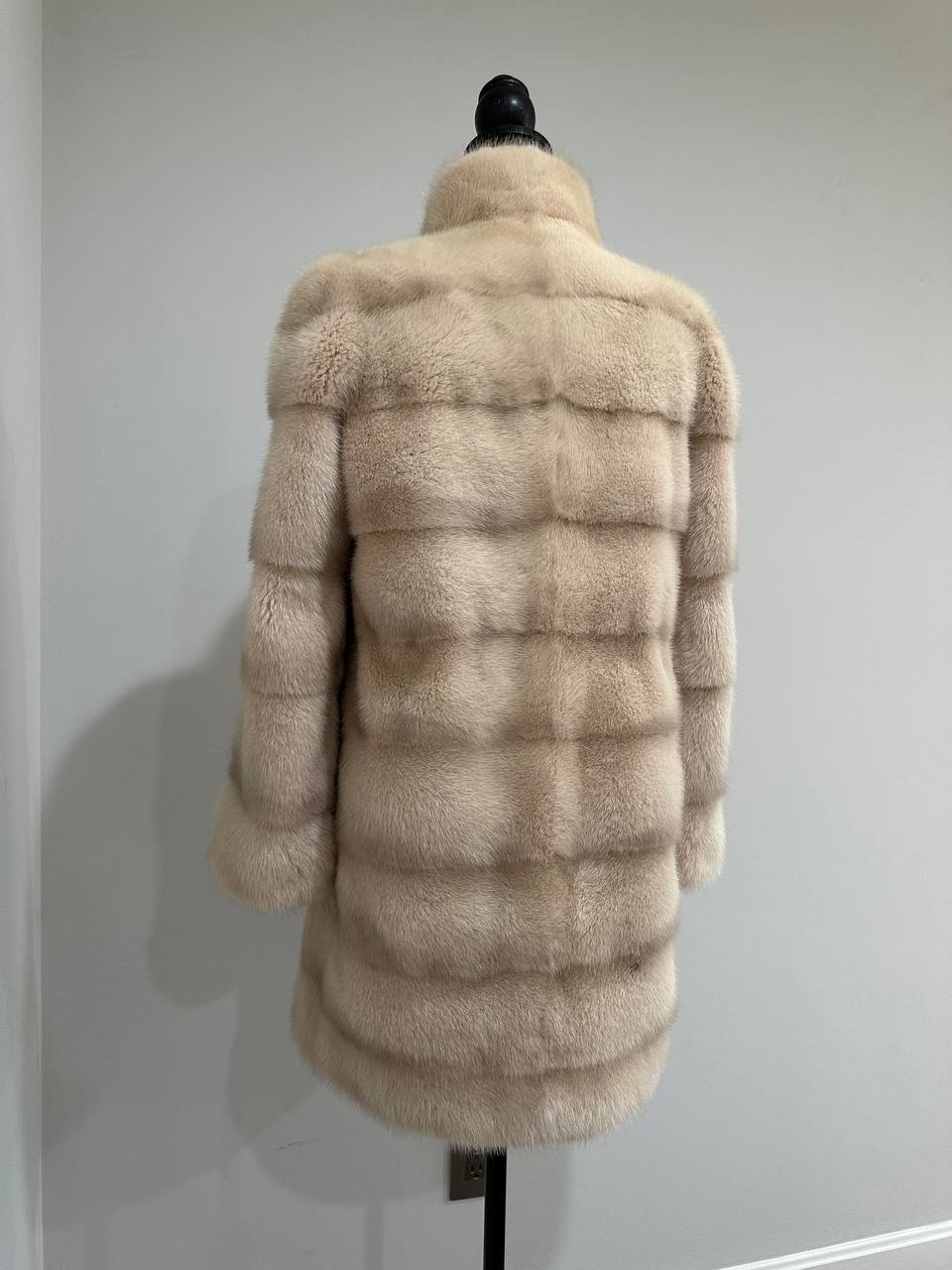 Luxury Natural Real Mink Fur Coat with Detachable Sleeves  size S 1201141 Exclusive