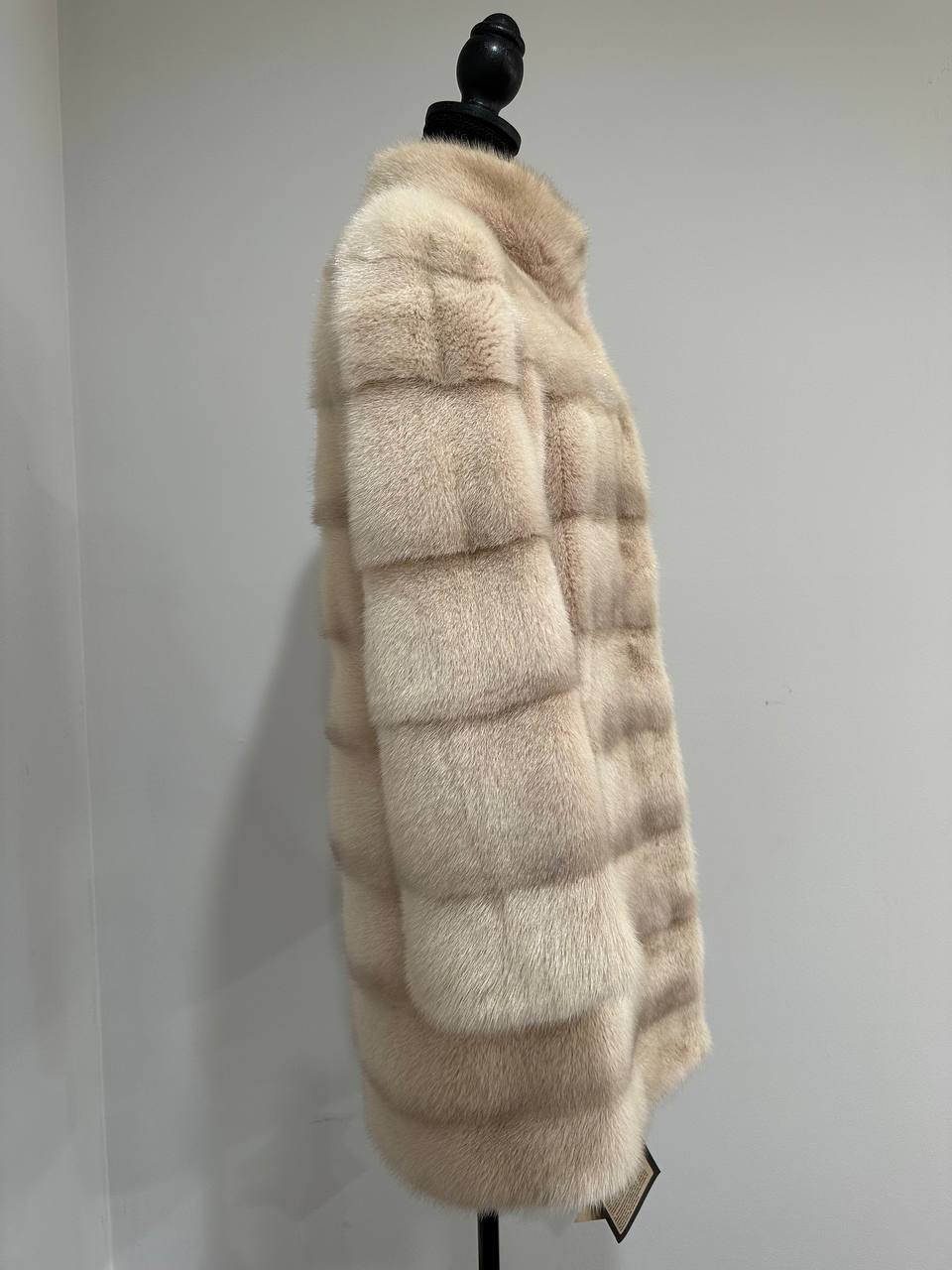 Luxury Natural Real Mink Fur Coat with Detachable Sleeves  size S 1201141 Exclusive