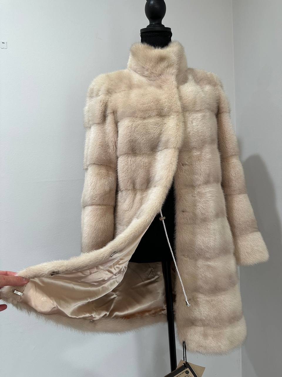Luxury Natural Real Mink Fur Coat with Detachable Sleeves  size S 1201141 Exclusive