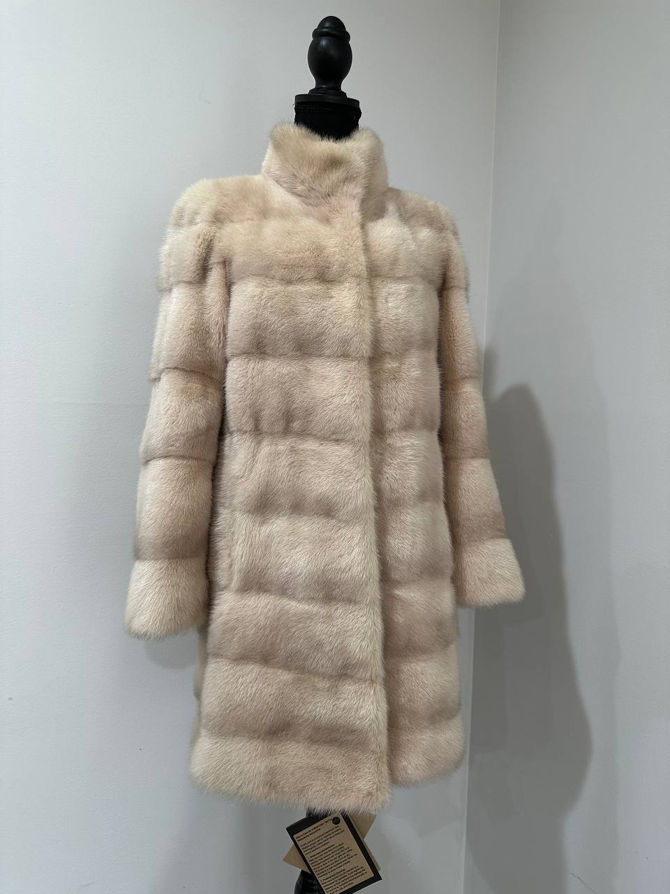 Luxury Natural Real Mink Fur Coat with Detachable Sleeves  size S 1201141 Exclusive