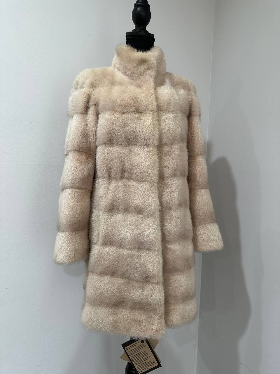 Luxury Natural Real Mink Fur Coat with Detachable Sleeves  size S 1201141 Exclusive