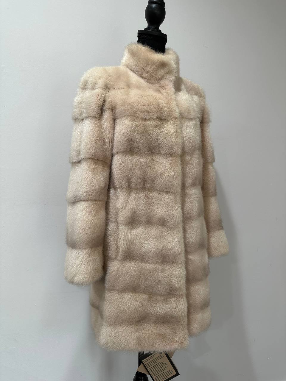 Luxury Natural Real Mink Fur Coat with Detachable Sleeves  size S 1201141 Exclusive