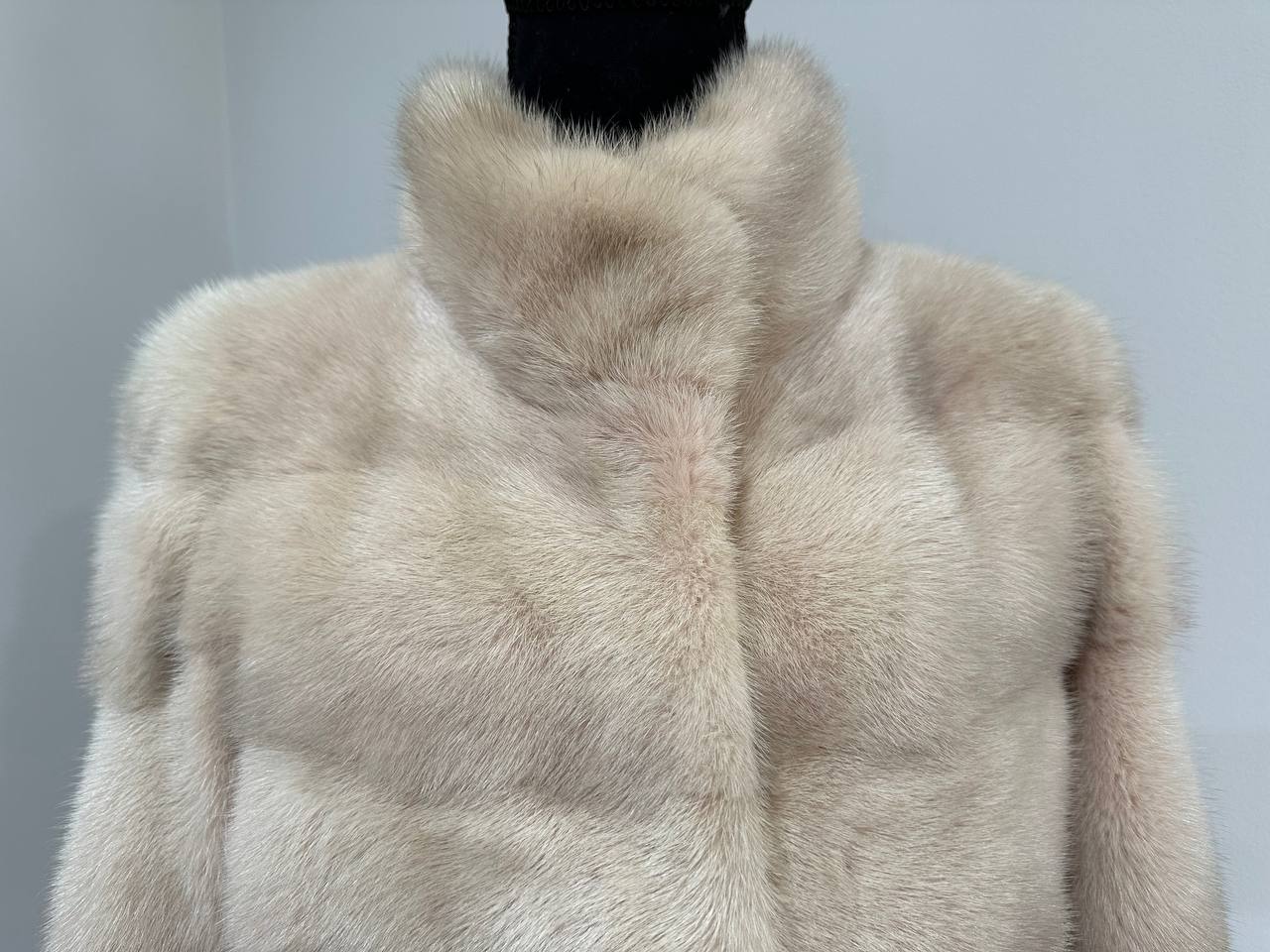 Luxury Natural Real Mink Fur Coat with Detachable Sleeves  size S 1201141 Exclusive