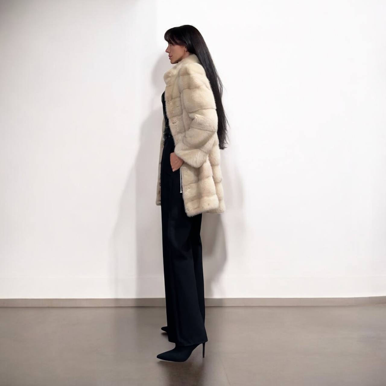 Luxury Natural Real Mink Fur Coat with Detachable Sleeves  size S 1201141 Exclusive