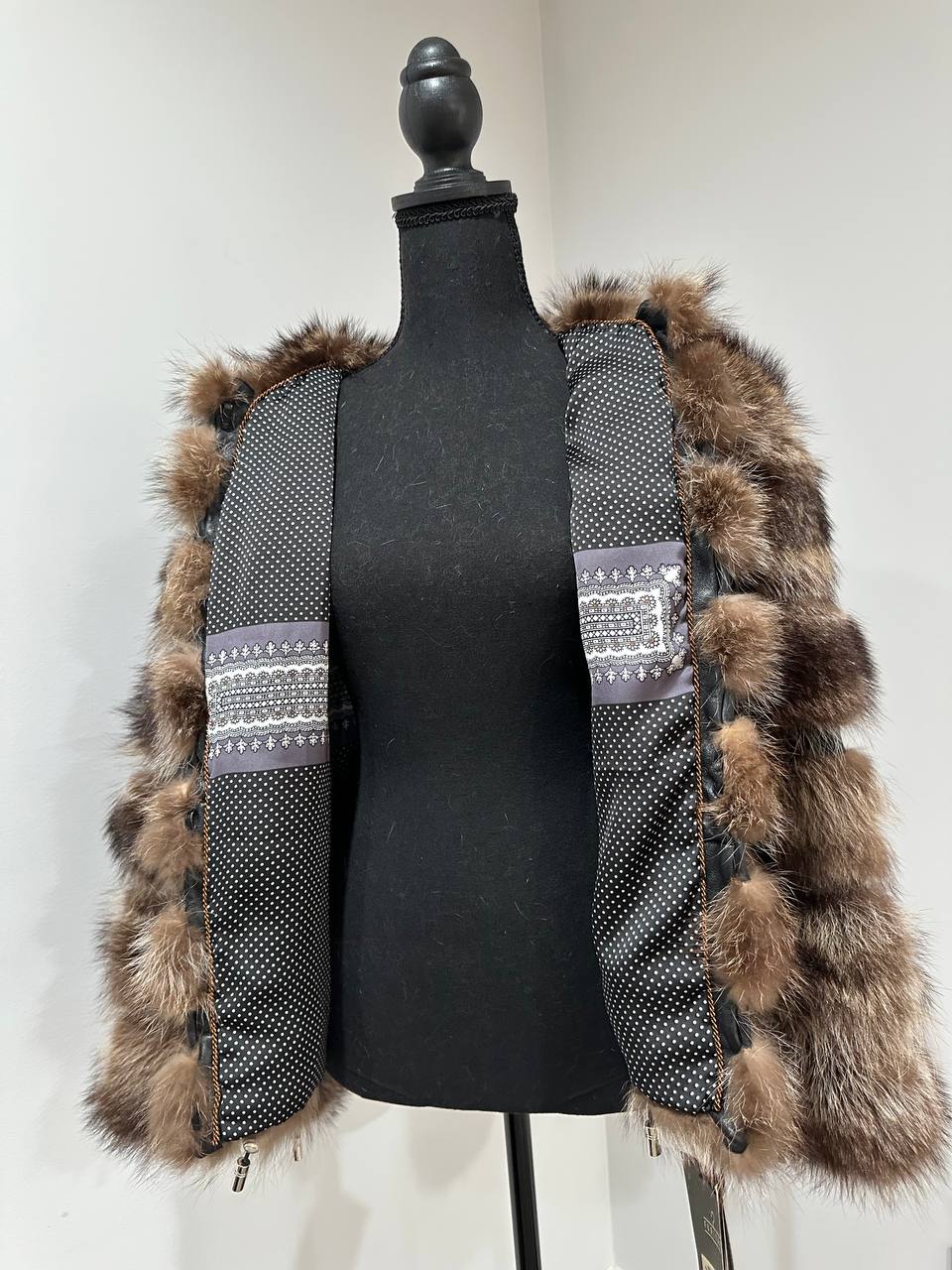 Real raccoon 100% Fur SHORT BOMBER Coat Size L 1109838 HORIZONTAL STYLE