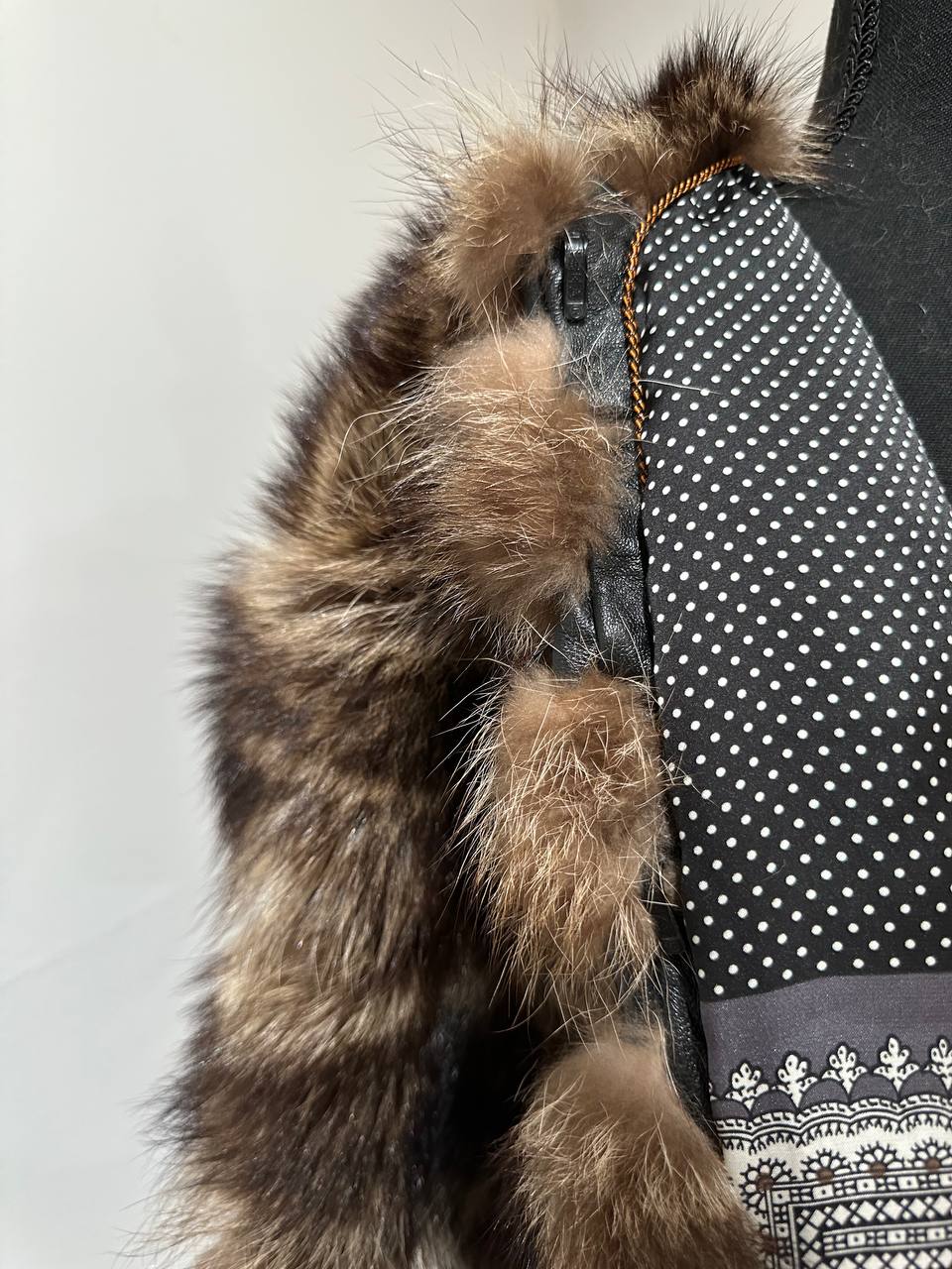Real raccoon 100% Fur SHORT BOMBER Coat Size L 1109838 HORIZONTAL STYLE