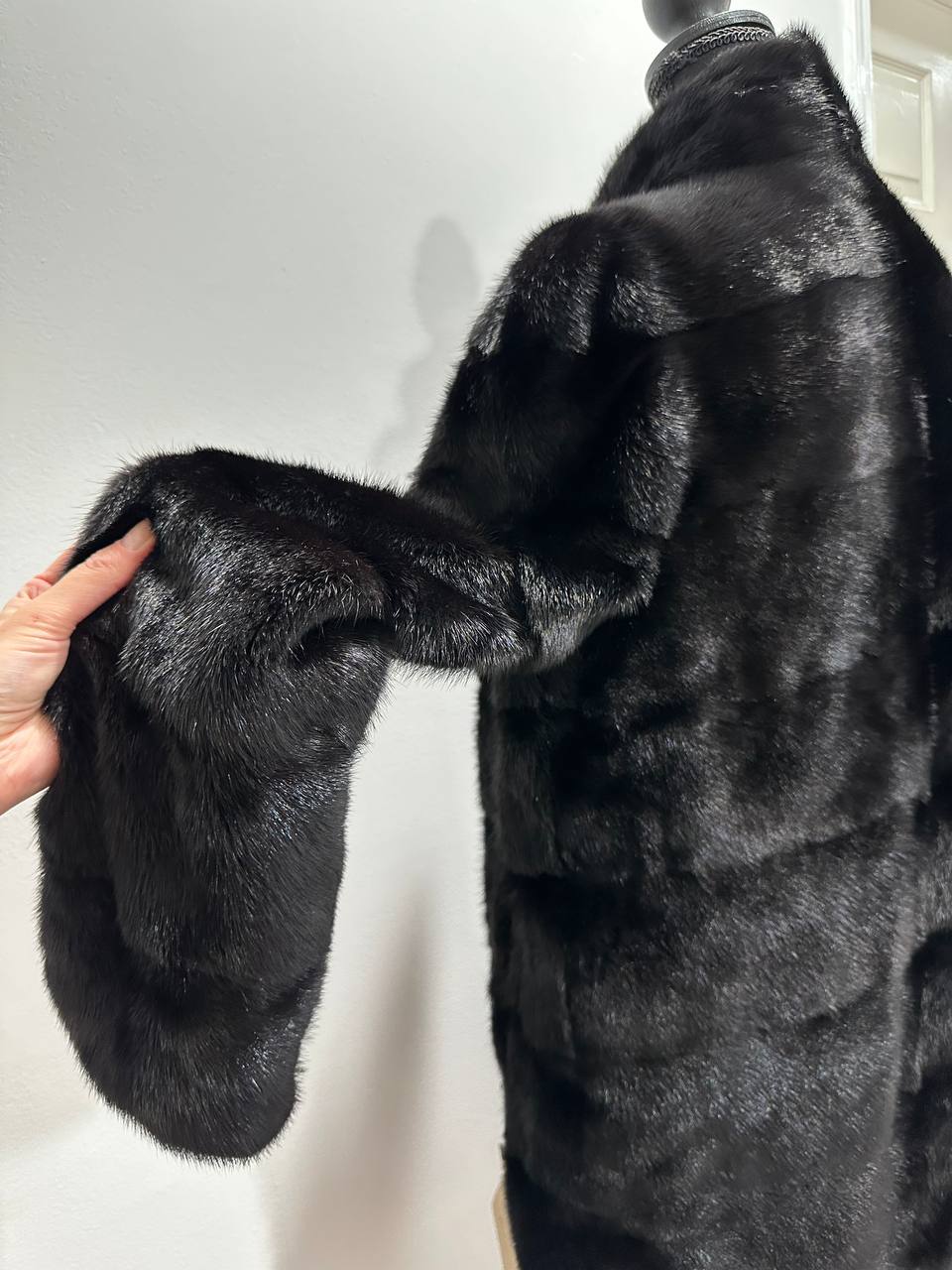 NEW REAL MINK FUR coat size M 1201121 HORIZONTAL long sleeve jacket BLACK